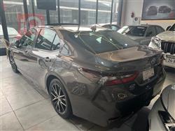 تۆیۆتا کامری